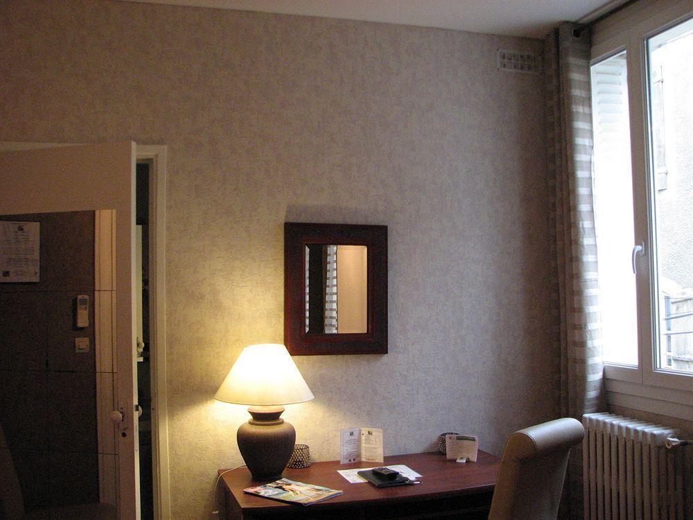 Hôtel La Croix Blanche Tarbes Exterior foto